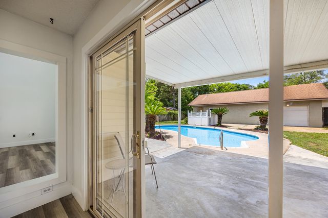 1213 Forest Heights Road, Fort Walton Beach, FL 32547