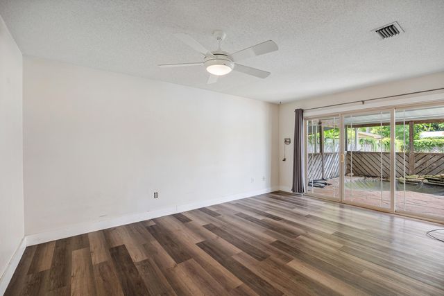 1213 Forest Heights Road, Fort Walton Beach, FL 32547