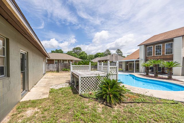1213 Forest Heights Road, Fort Walton Beach, FL 32547