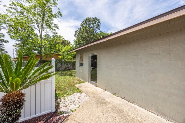 1213 Forest Heights Road, Fort Walton Beach, FL 32547