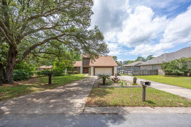 1213 Forest Heights Road, Fort Walton Beach, FL 32547