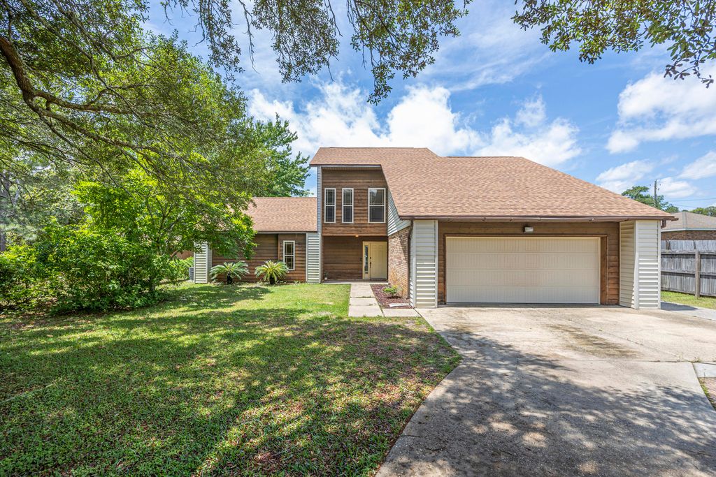 1213 Forest Heights Road, Fort Walton Beach, FL 32547