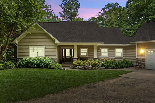 8702 E 98th Street, Ensley Twp, MI 49329