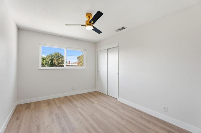 4845 N Gearhart Avenue, Fresno, CA 93726