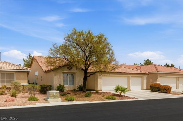 8598 Waterford Bend Street, Las Vegas, NV 89123