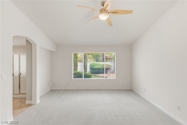 8598 Waterford Bend Street, Las Vegas, NV 89123