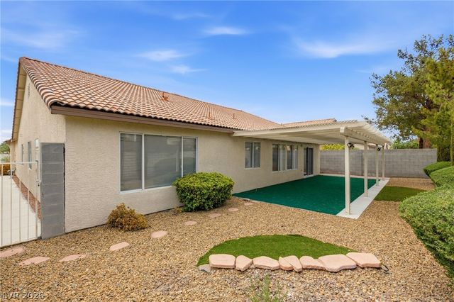 8598 Waterford Bend Street, Las Vegas, NV 89123