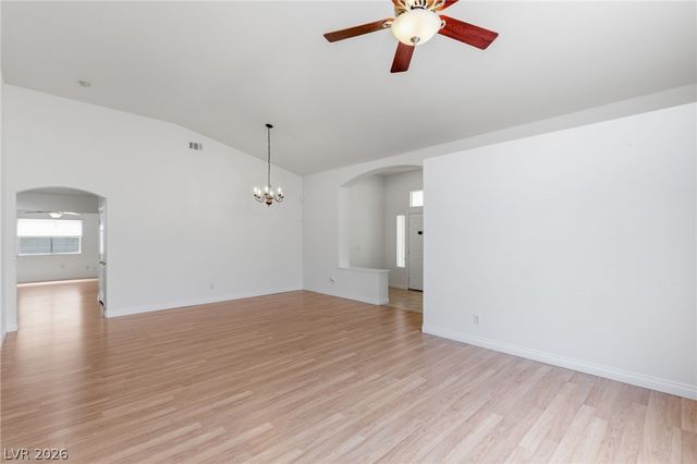 8598 Waterford Bend Street, Las Vegas, NV 89123