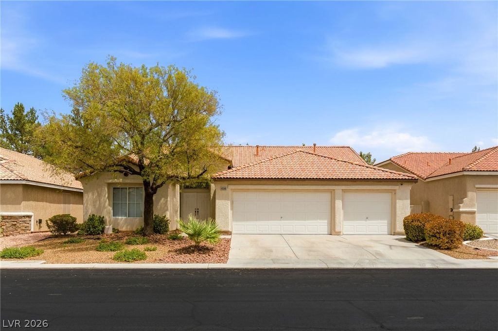 8598 Waterford Bend Street, Las Vegas, NV 89123