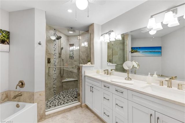 201 Vintage Bay DR B 18, Marco Island, FL 34145