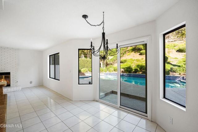 29719 Quail Run Drive, Agoura Hills, CA 91301