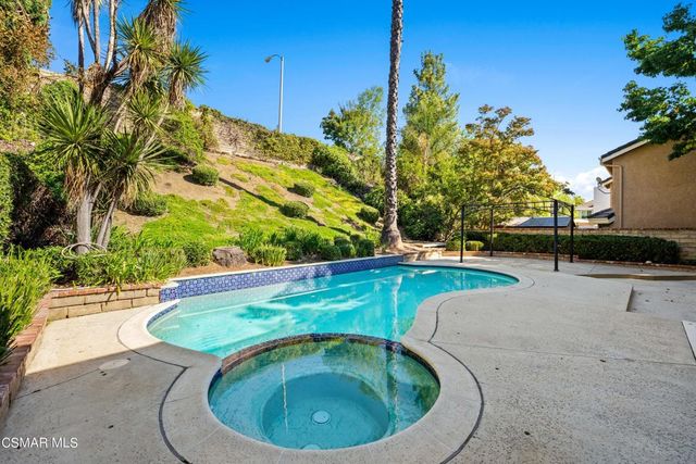 29719 Quail Run Drive, Agoura Hills, CA 91301