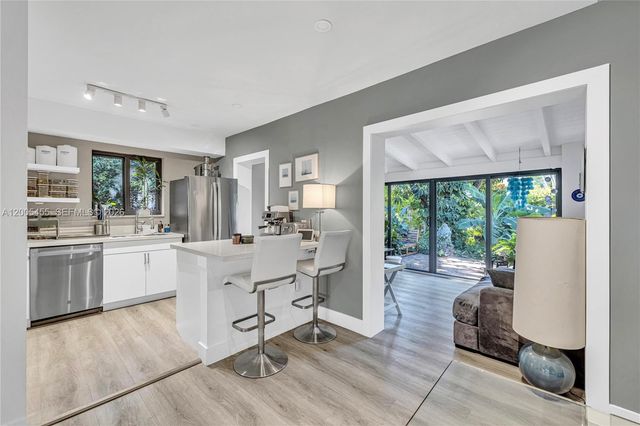 3030 SW 2nd Ave, Miami, FL 33129