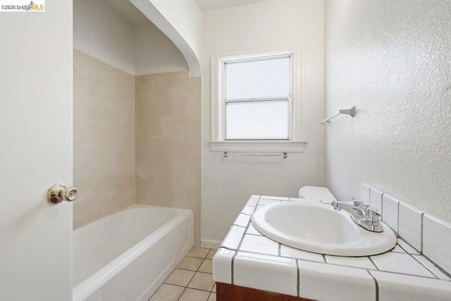 1930 Ohio St, Vallejo, CA 94590