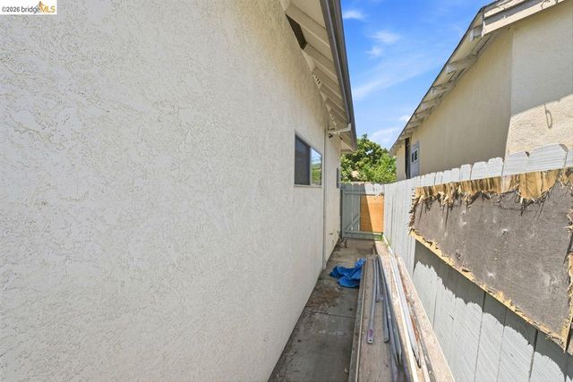 1930 Ohio St, Vallejo, CA 94590
