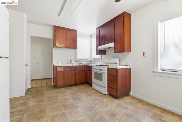 1930 Ohio St, Vallejo, CA 94590