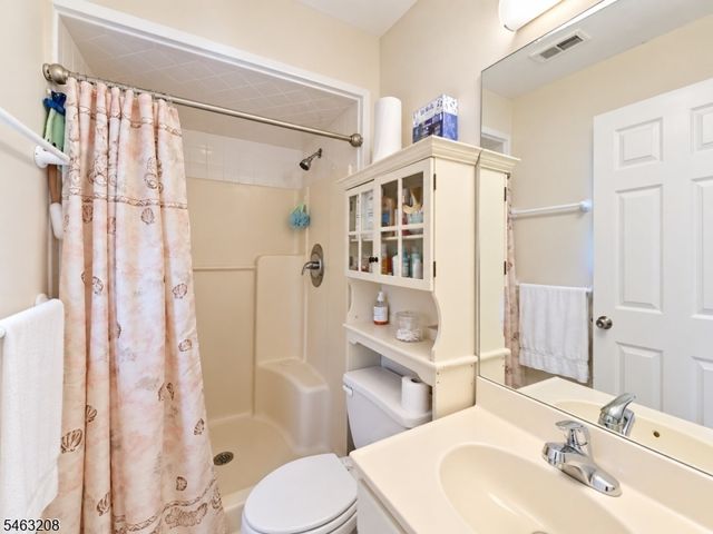 66 Goodale Ave, Dover Town, NJ 07801