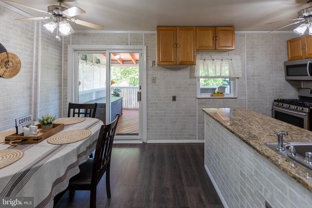 3633 N HEREFORD LN, Philadelphia, PA 19114