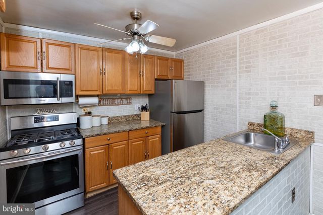 3633 N HEREFORD LN, Philadelphia, PA 19114