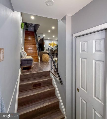 3633 N HEREFORD LN, Philadelphia, PA 19114