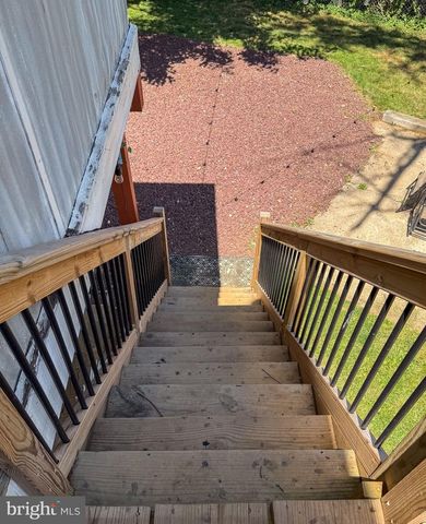 3633 N HEREFORD LN, Philadelphia, PA 19114