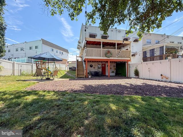 3633 N HEREFORD LN, Philadelphia, PA 19114