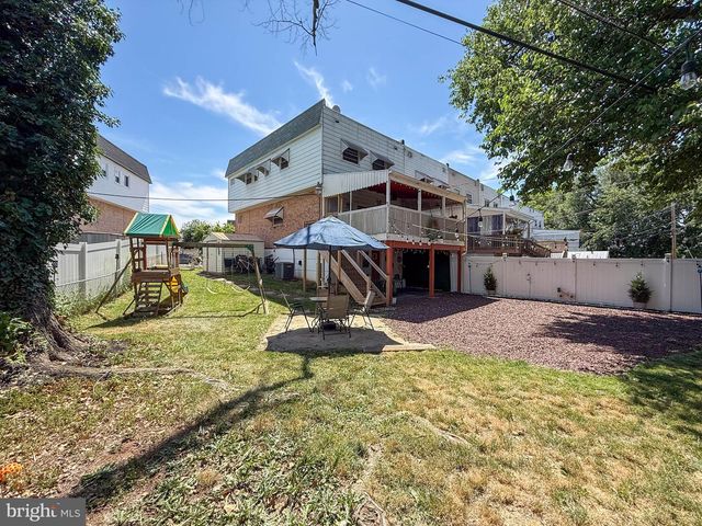 3633 N HEREFORD LN, Philadelphia, PA 19114