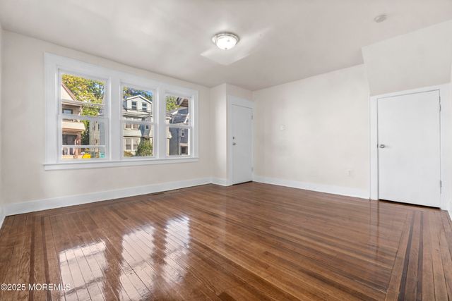 24-26 Irving Avenue, Newark, NJ 07112