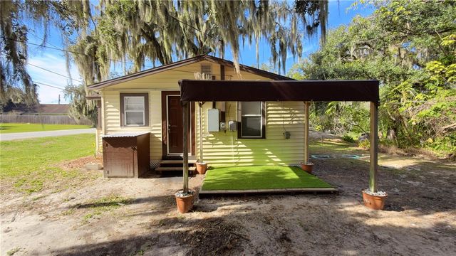 2565 4TH STREET, Mulberry, FL 33860