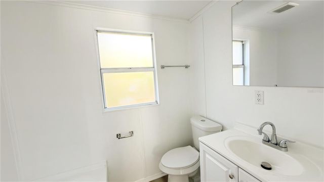 2565 4TH STREET, Mulberry, FL 33860