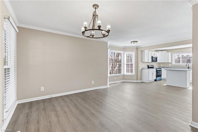 4301 Bradbury Way, High Point, NC 27265