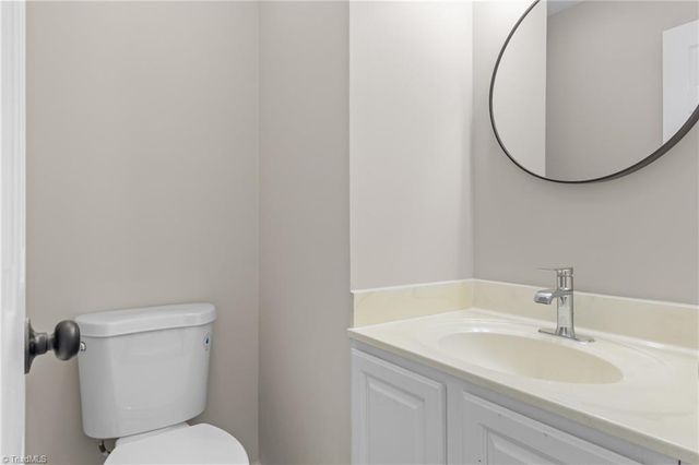 4301 Bradbury Way, High Point, NC 27265