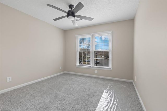 4301 Bradbury Way, High Point, NC 27265