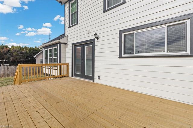 4301 Bradbury Way, High Point, NC 27265