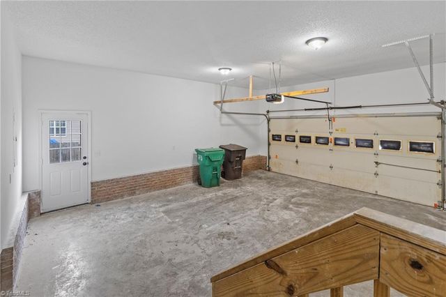 4301 Bradbury Way, High Point, NC 27265