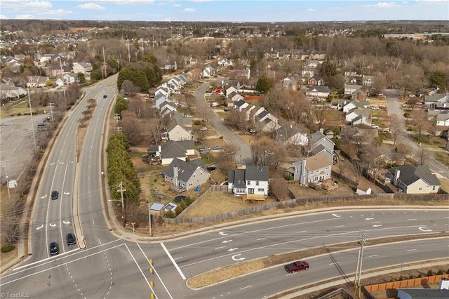 4301 Bradbury Way, High Point, NC 27265