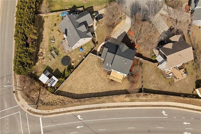 4301 Bradbury Way, High Point, NC 27265