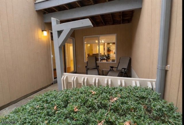 10 Larkin Cir 10, West Orange Twp., NJ 07052