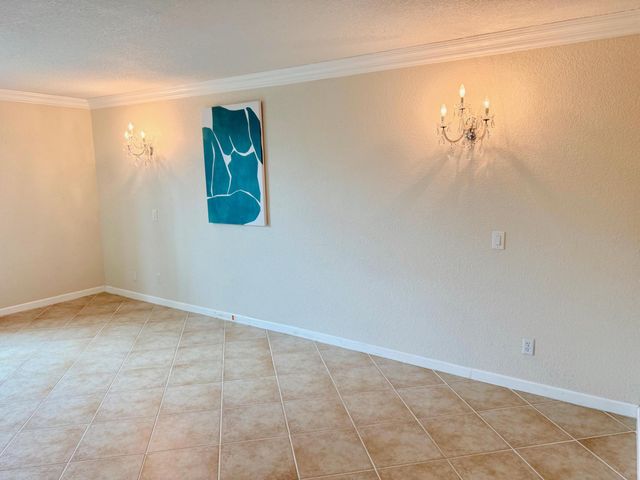 1000 Spanish River Road 1B, Boca Raton, FL 33432