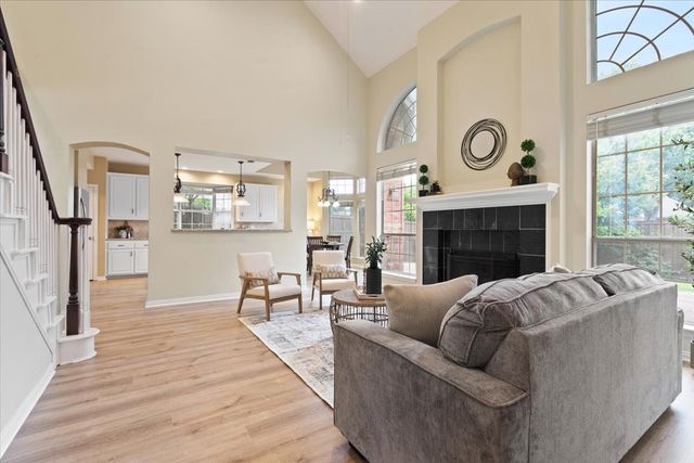 2633 Shadow Hill Lane, Plano, TX 75093