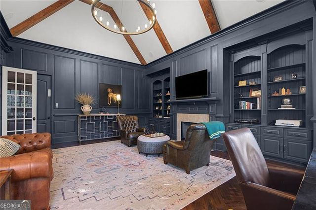 735 Glenairy Drive, Atlanta, GA 30328