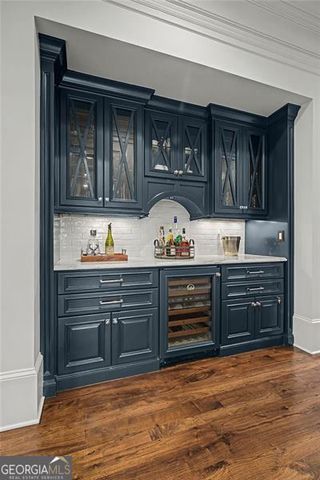 735 Glenairy Drive, Atlanta, GA 30328