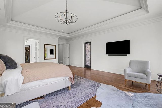 735 Glenairy Drive, Atlanta, GA 30328