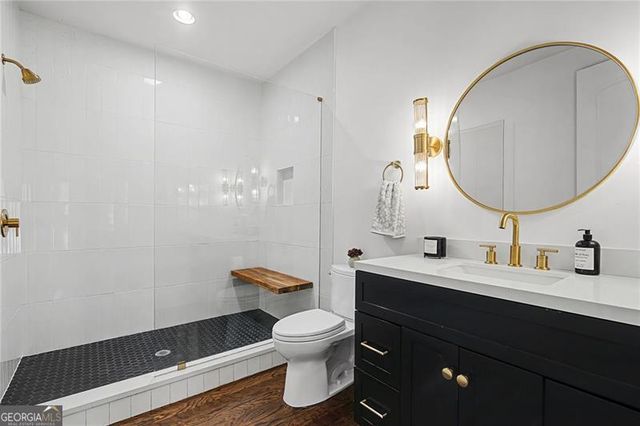 735 Glenairy Drive, Atlanta, GA 30328