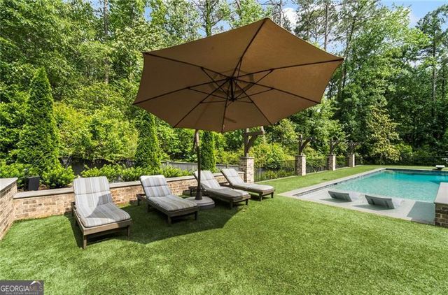 735 Glenairy Drive, Atlanta, GA 30328