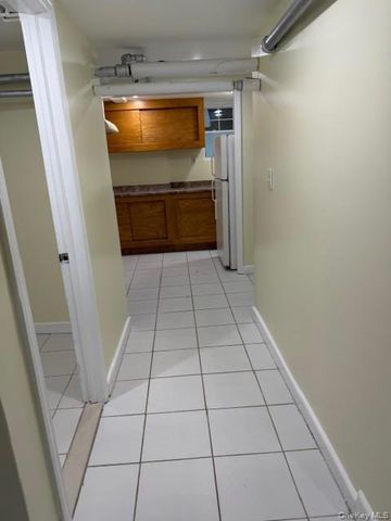 71 Carmans Road, Farmingdale, NY 11735