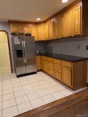 71 Carmans Road, Farmingdale, NY 11735