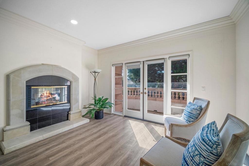 Image 17 of property listing at 5380 Renaissance Ave, San Diego, CA 92122