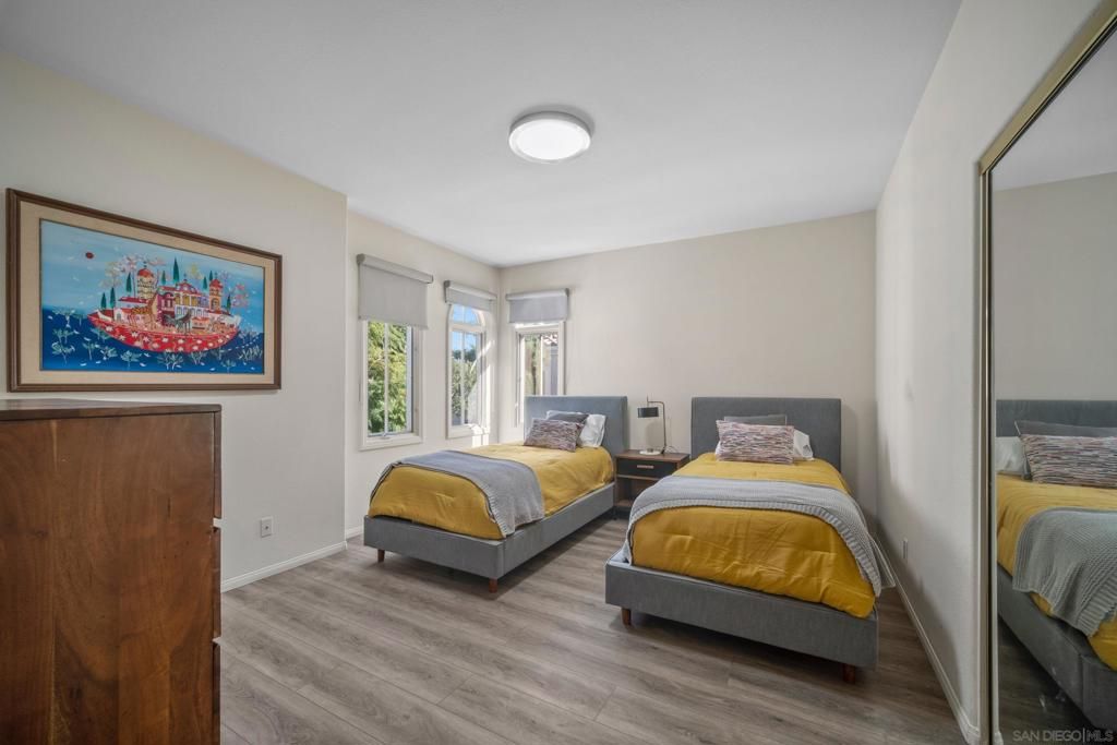 Image 20 of property listing at 5380 Renaissance Ave, San Diego, CA 92122