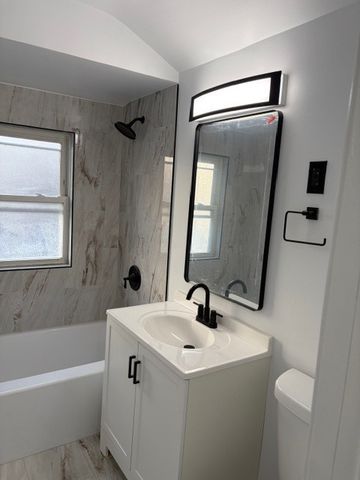 9720 S YATES Avenue 1, Chicago, IL 60617